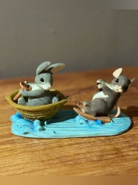 Charming Tails “A Day At The Lake” Figurine #83/803 Fitz & Floyd w Original Box